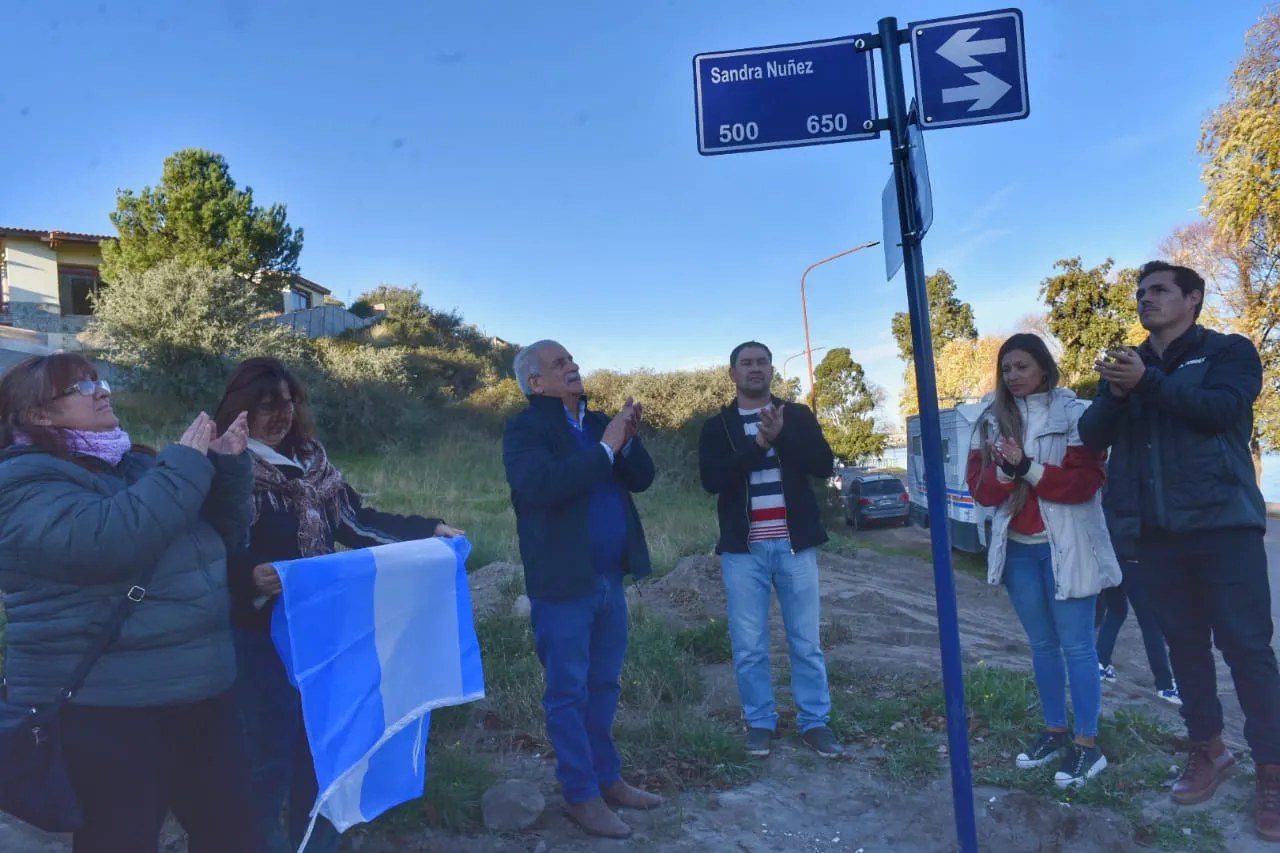 SANDRA NUÑEZ, CALLE