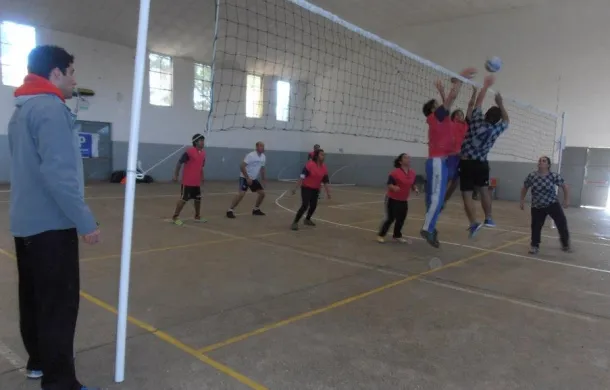 encuentro voley stroeder