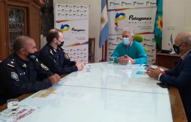 capacitacion policial zara pino superintendencia