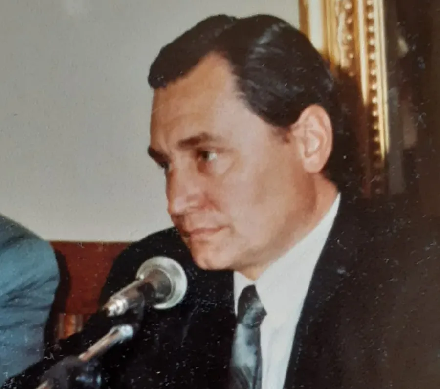JUAN HECTOR ANGOS