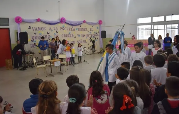 acto dia del maestro