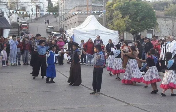 25 mayo