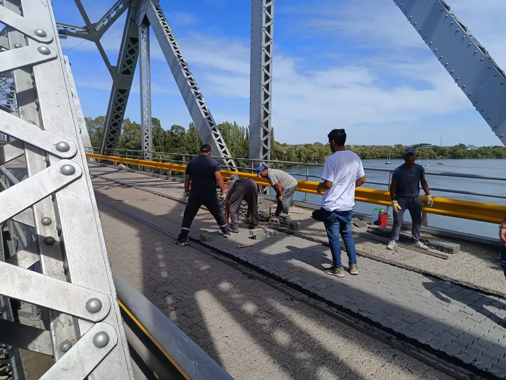 PUENTE FERROCARRETERO ARREGLOS