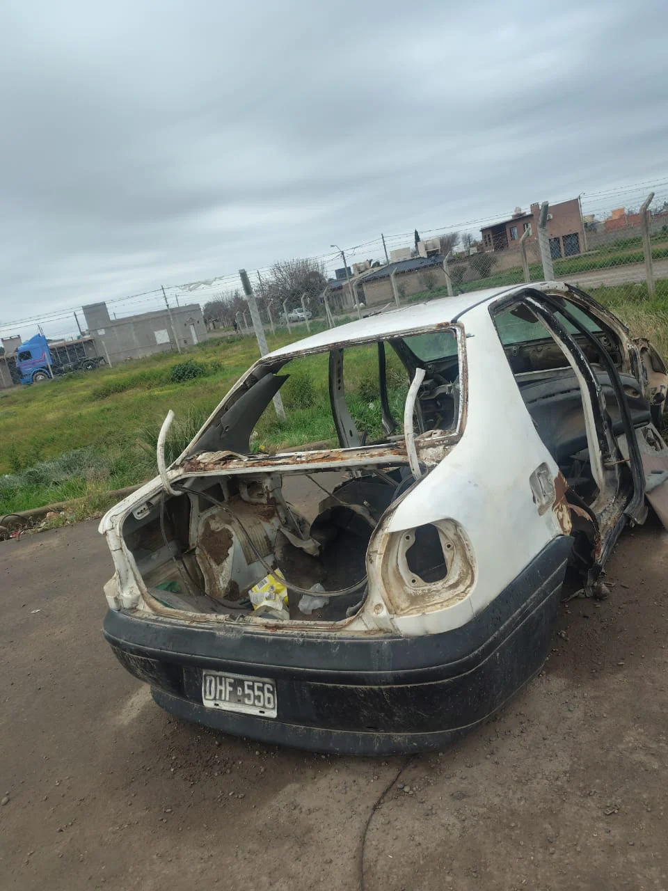 VEHICULO ABANDONADO