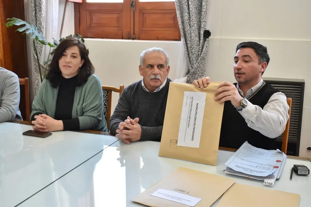 PAMELA BAFFONI, RICARDO MARINO Y GONZALO VOGLINO