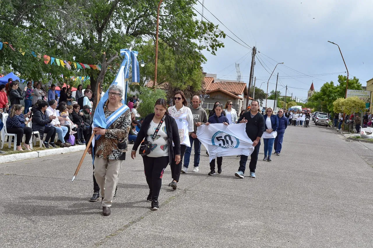 DESFILE POR EL 111° ANIVERSARIO DE STROEDER