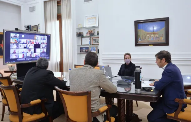 axel kicilloff zoom intendentes