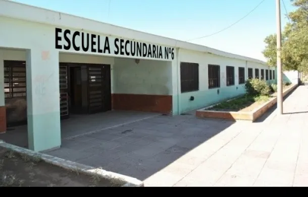 escuela secundaria 6
