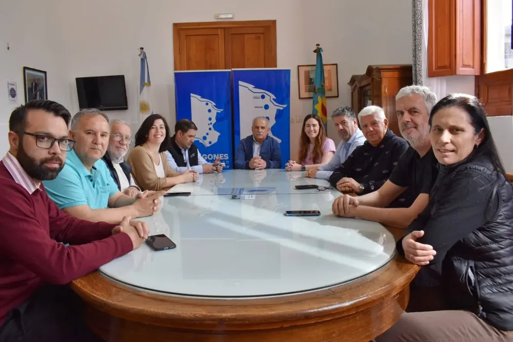 RICARDO MARINO ALEJANDRO DICHIARA Jimena López Luis Calderaro