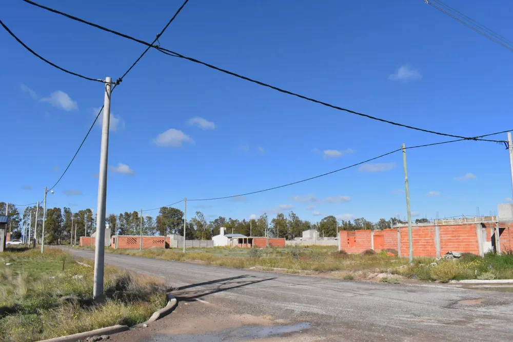 UN LOTE UNA VIVIENDA