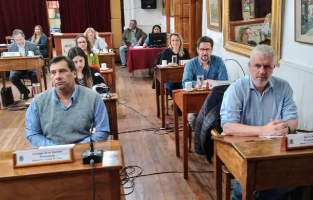 santiago dalmau nicolas garcía frente de todos ariel zvenger