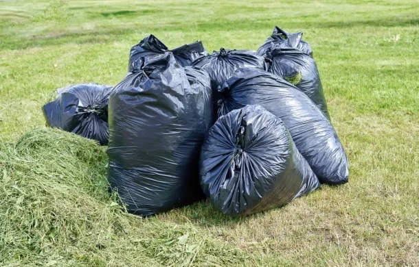 cesped bolsas residuos