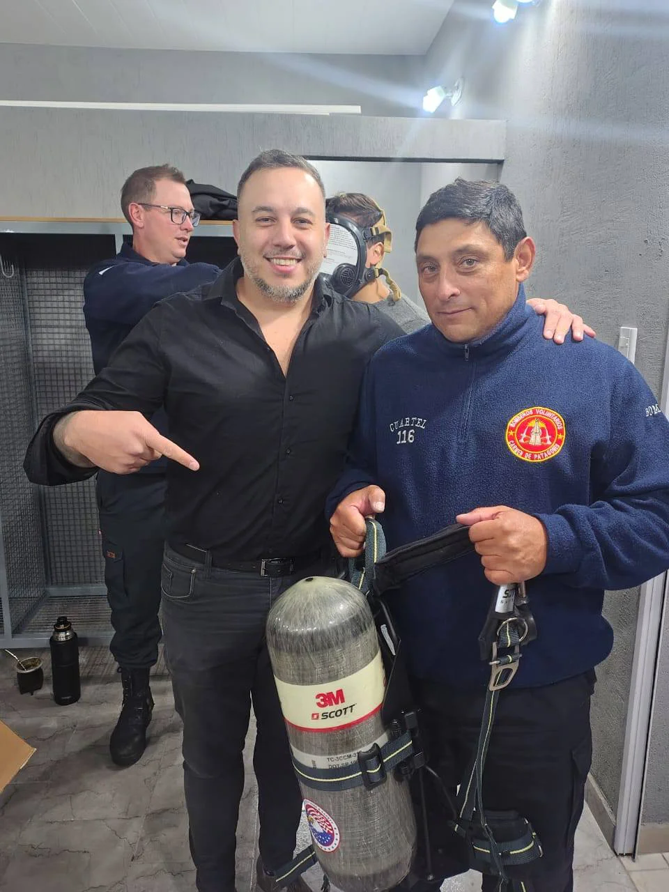 MAXIMILIANO EVANGELISTI BOMBEROS
