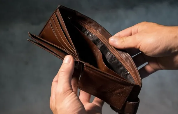 sin dinero