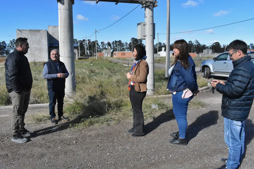 UN LOTE UNA VIVIENDA RICARDO MARINO PAMELA BAFFONI