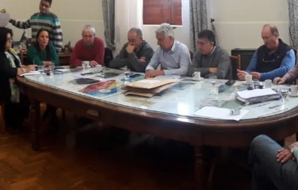 maquinaria vial licitación