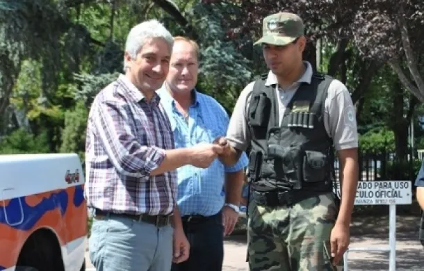 entrega vehiculo zara patrulla rural