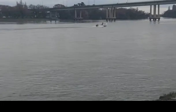 rio negro puente basilio villarino prefectura