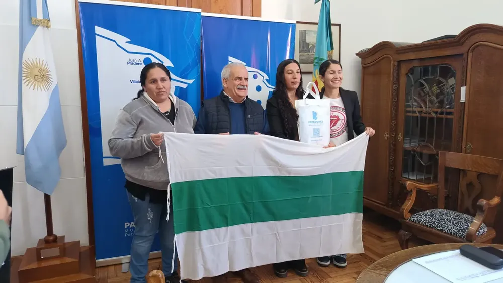 RICARDO MARINO Rosa Jones y Patricia Díaz