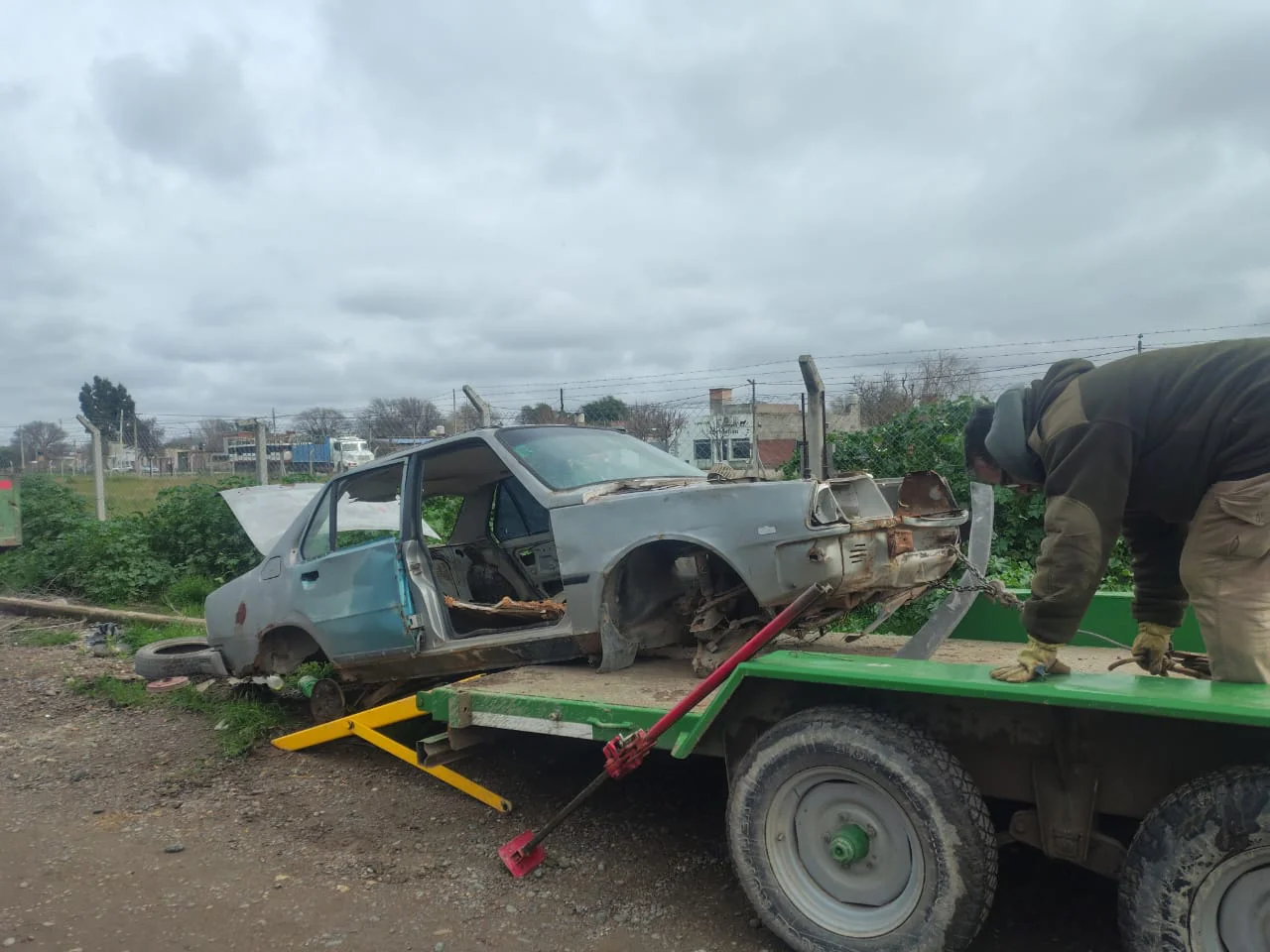 VEHICULO ABANDONADO