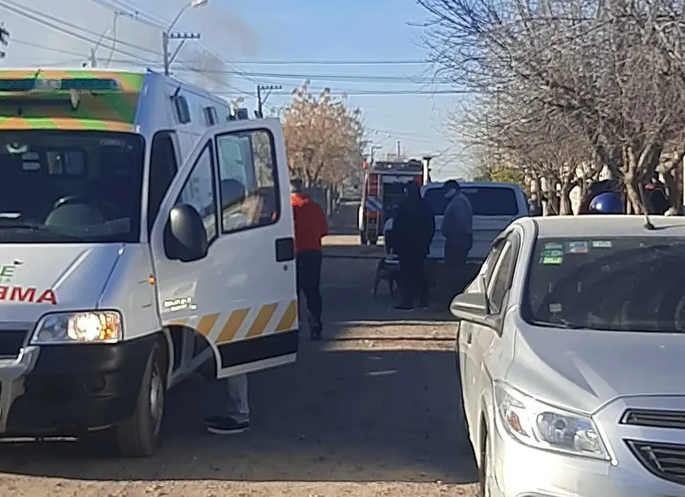 INCENDIO EN VILLA LYNCH (gentileza Javier Cambarieri)