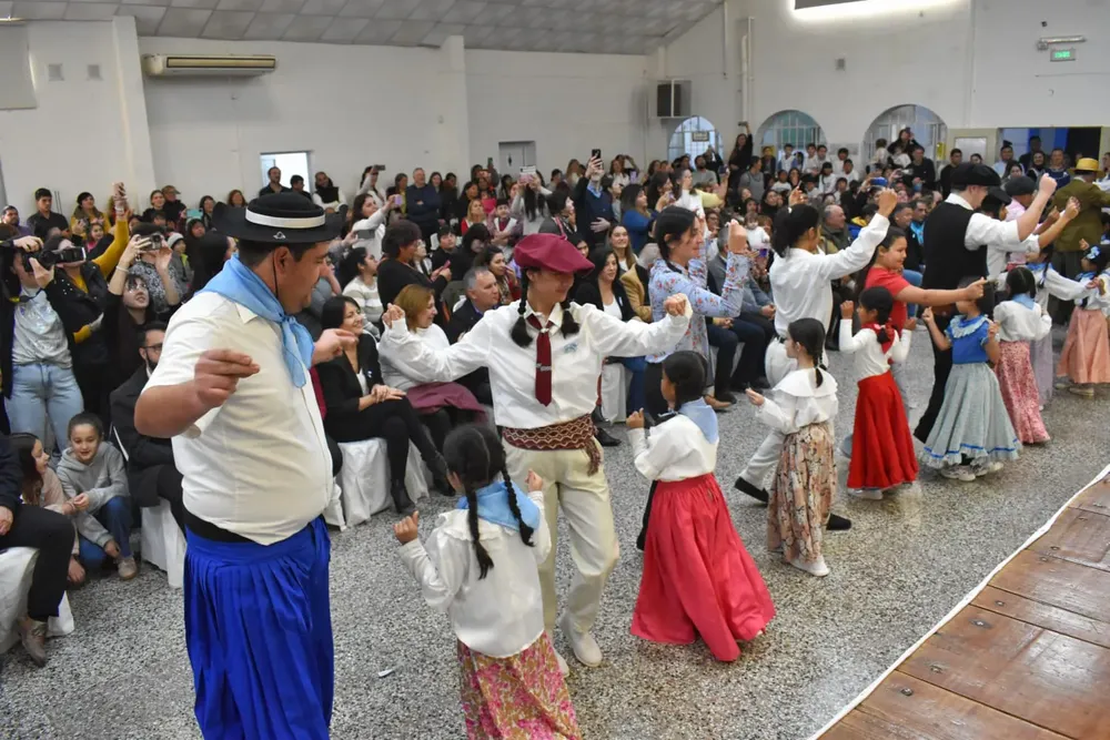 VILLALONGA, ACTO, DIA DE LA INDEPENDENCIA