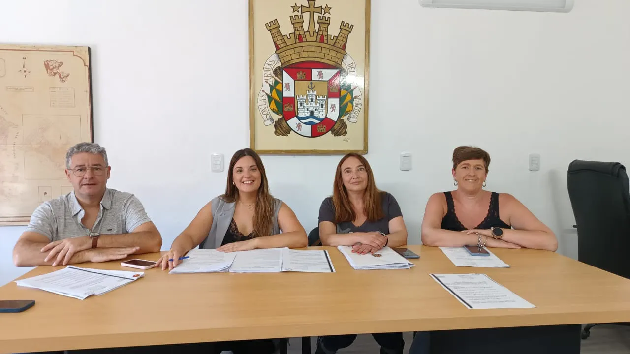 RICARDO ANGOS, JORGELINA CASTRONOVO, MARIA DOLORES PATANE, ROMINA COLOMBI