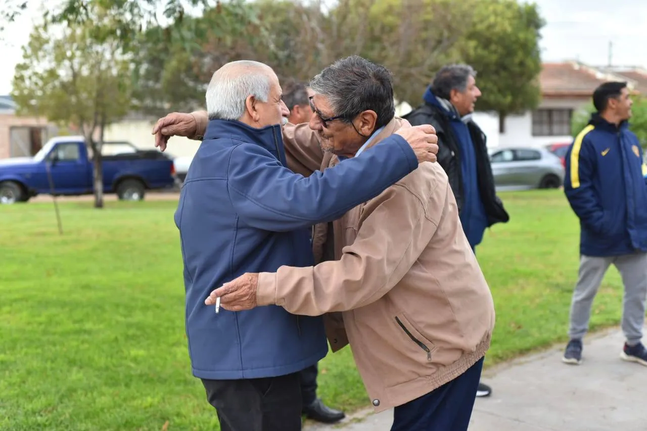 RICARDO MARINO, ROBERTO VELAZQUE