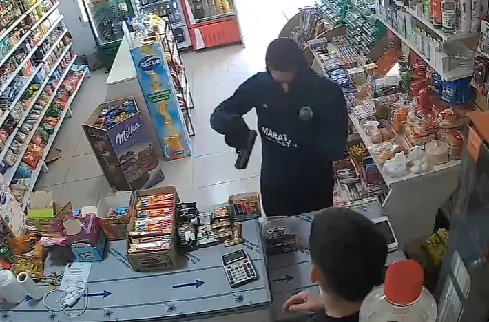 EL BAÑADO, KIOSCO, ROBO