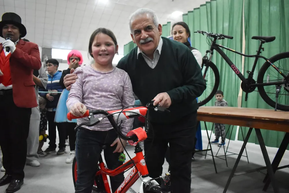 DIA DEL NIÑO STROEDER RICARDO MARINO