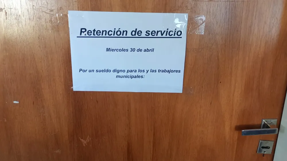 MUNICIPALES, RETENCION DE SERVICIOS, CARTELES, AFICHES