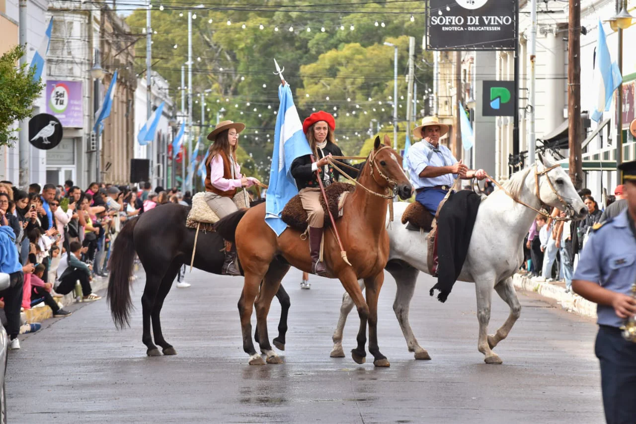 7 DE MARZO 2026 DESFILE