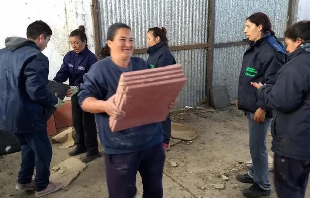 baldosas joven guardia