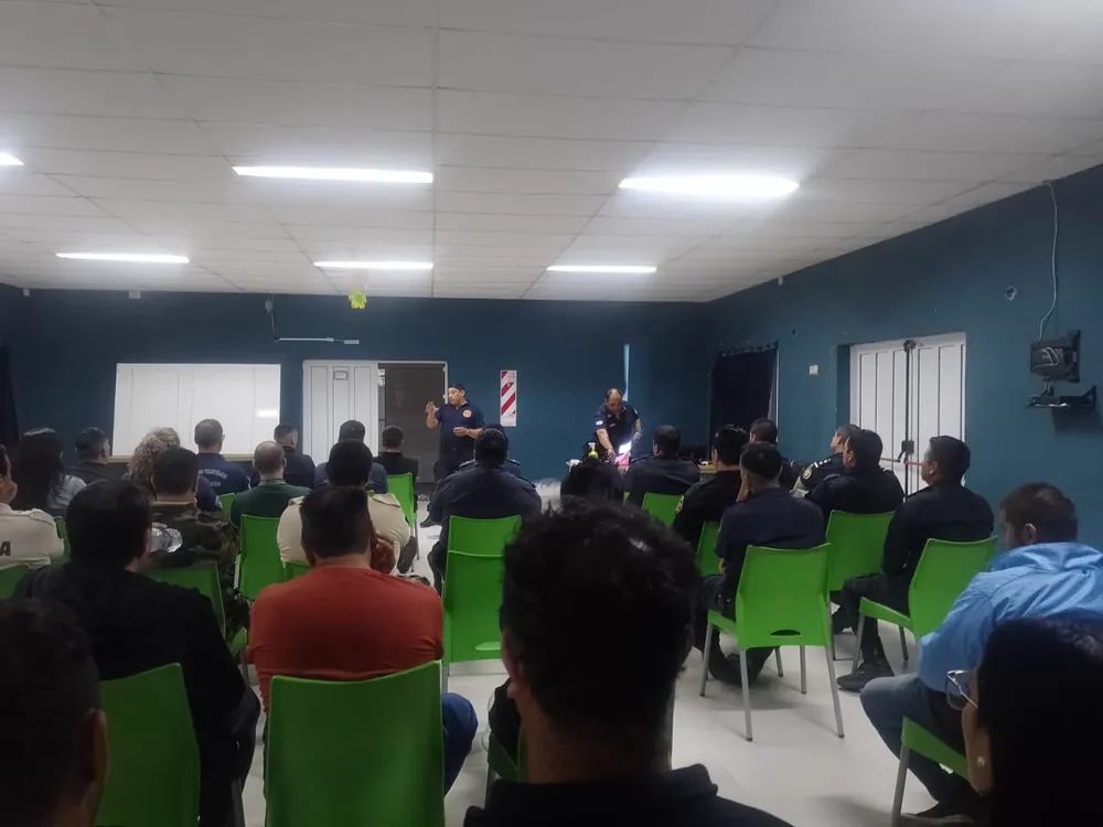 charla defensa civil