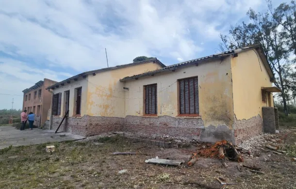 escuela n°6 laguna grande