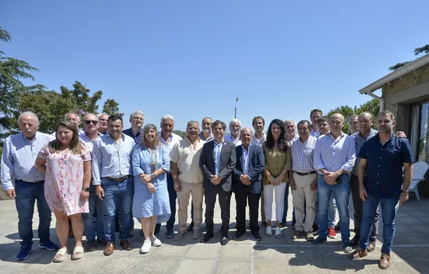 axel kicillof intendentes jose luis zara